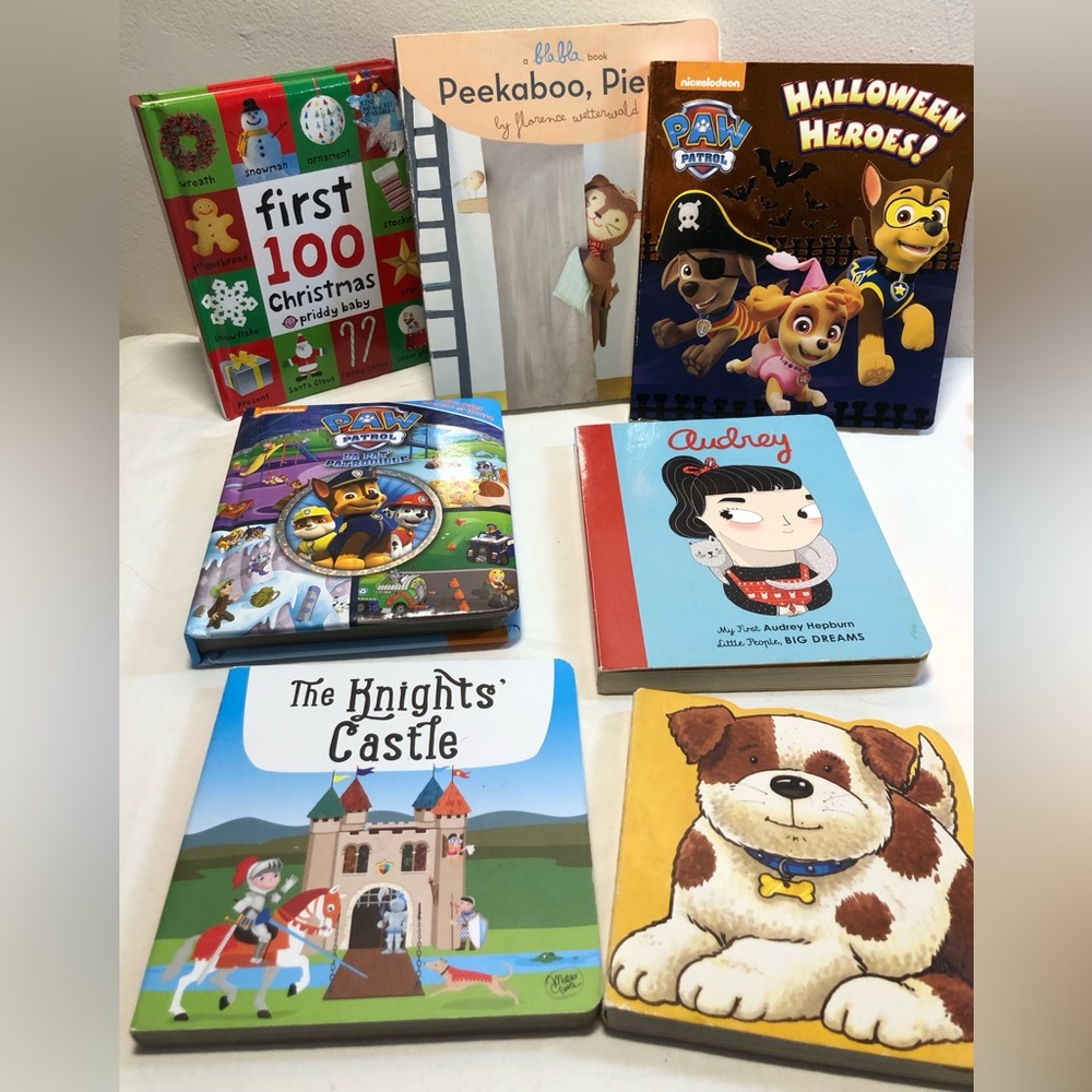 Lot of 7 Children’s board Books English & French Paw Patrol , Christmas Audrey H